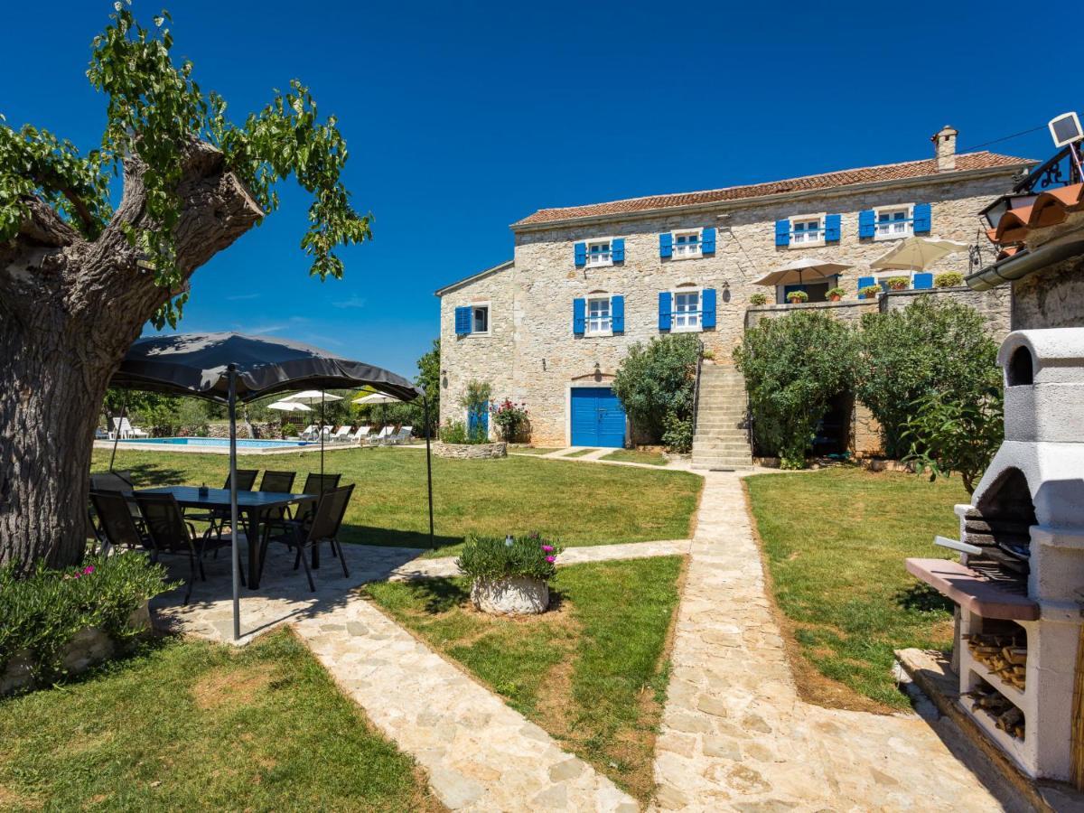 Holiday Home Graziela Sveti Lovreč Pazenatički Zewnętrze zdjęcie